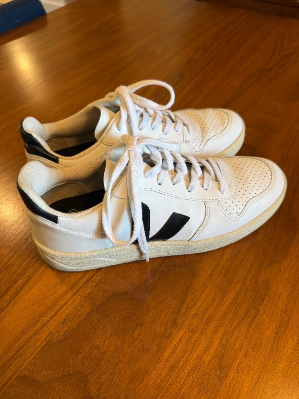 Veja V-10 White Black Leather Sneakers